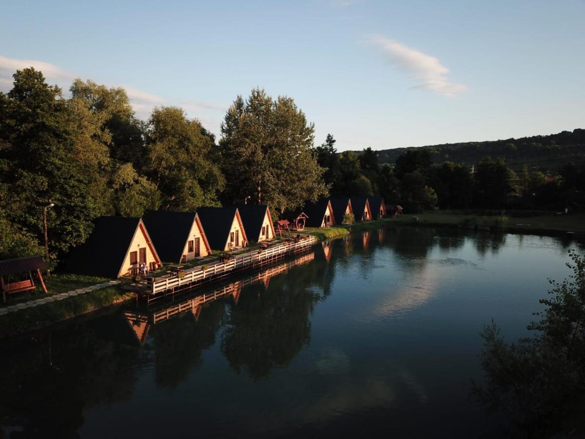 Pastravaria Zavoi Valea Danului Extérieur photo